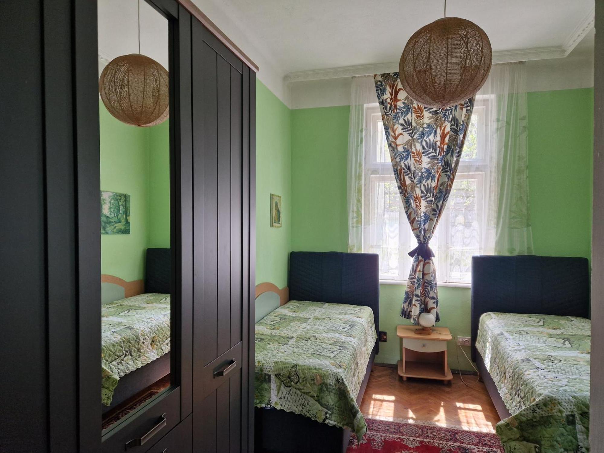 Етаж От Къща С Двор Apartment Burgas Exterior photo